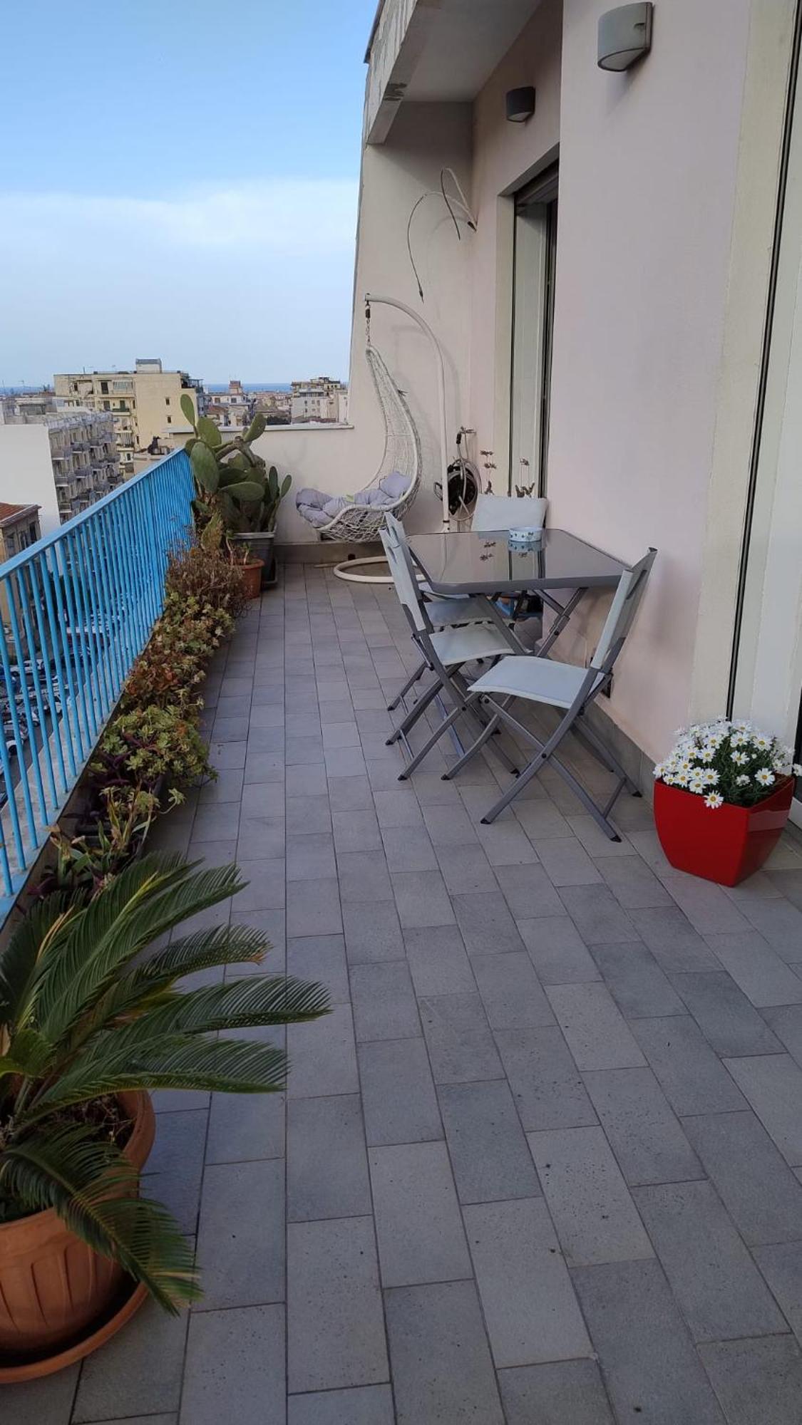 Appartamento La Terrazza Sul Castello Palermo Esterno foto